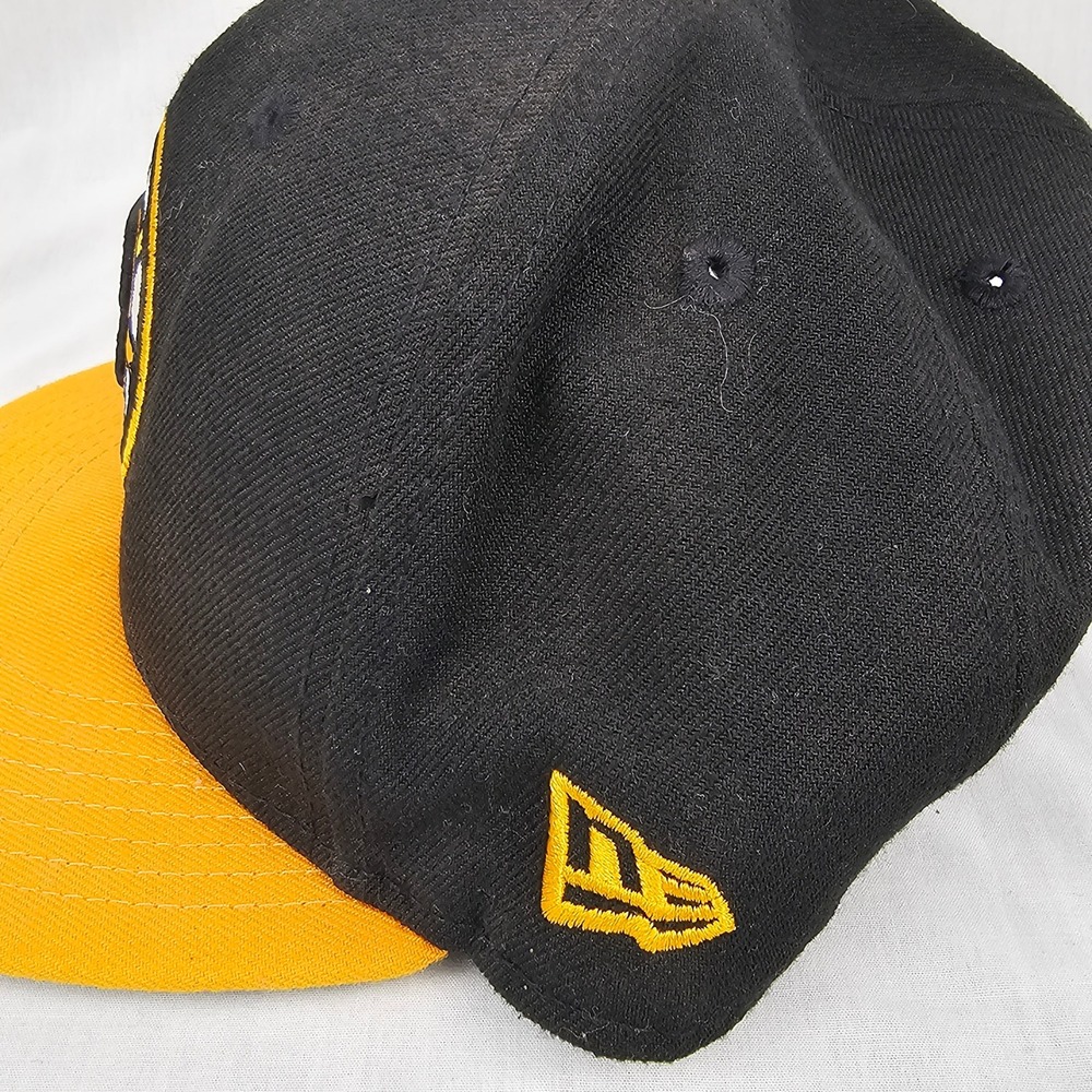 New Era 9FIFTY Boston Bruins NHL Eastern Conference Snapback Hat Black Gold Flat - Picture 6 of 12
